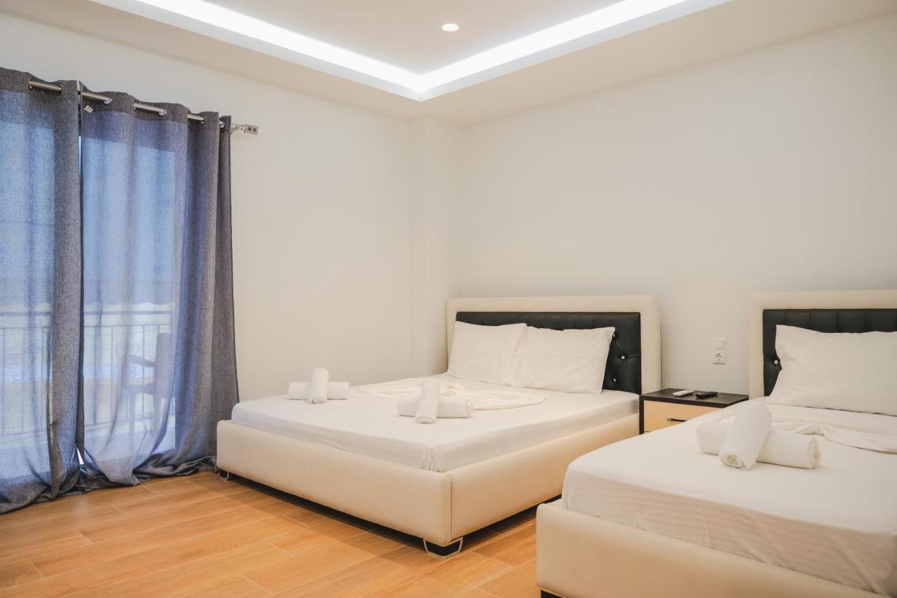 Fori'S Rooms Химара Экстерьер фото