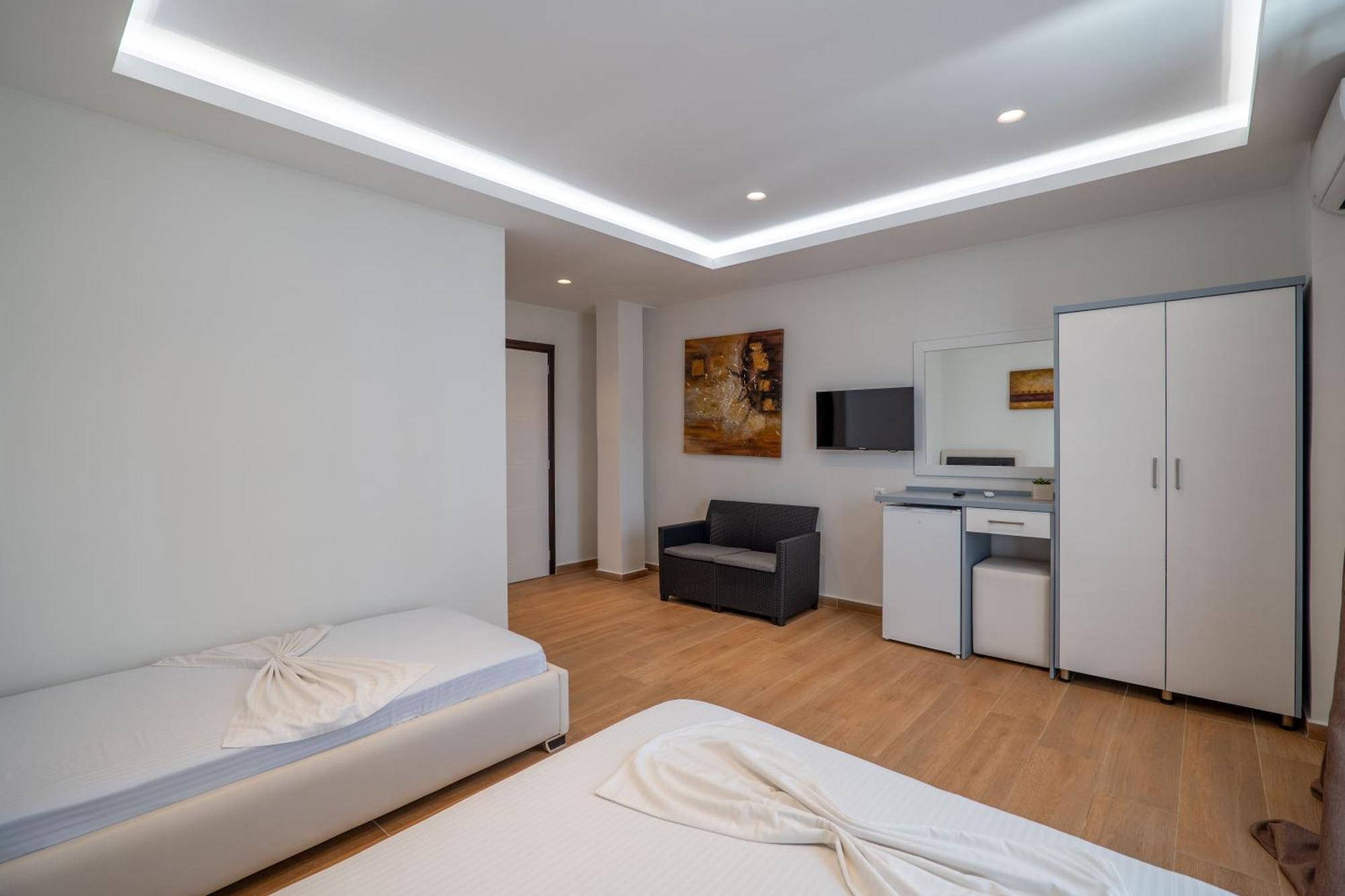 Fori'S Rooms Химара Экстерьер фото