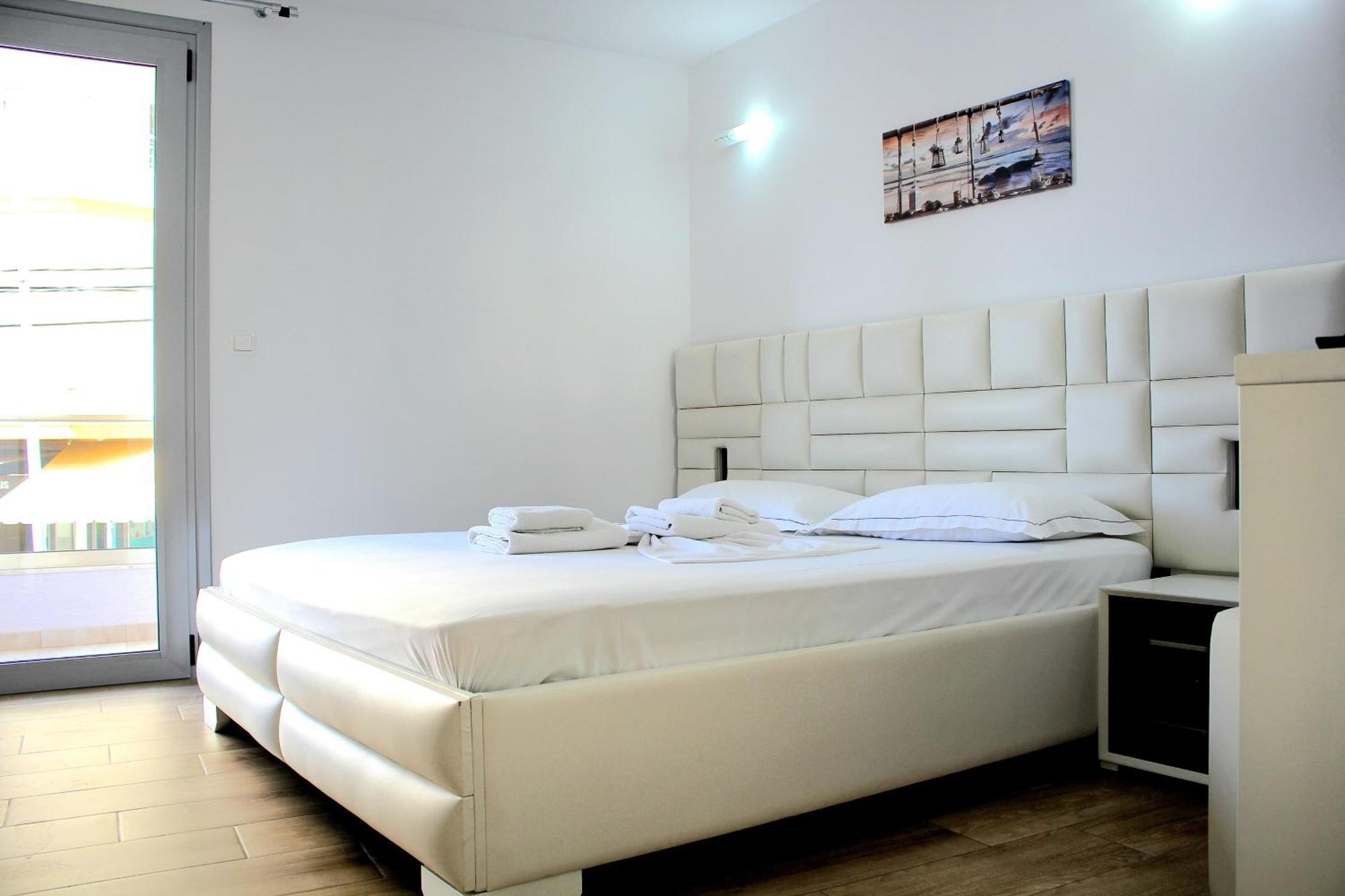 Fori'S Rooms Химара Экстерьер фото